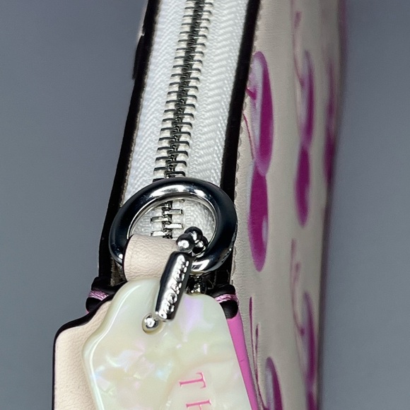 Coachtopia SMALL WAVY SHOULDER BAG - Picture 7 of 13